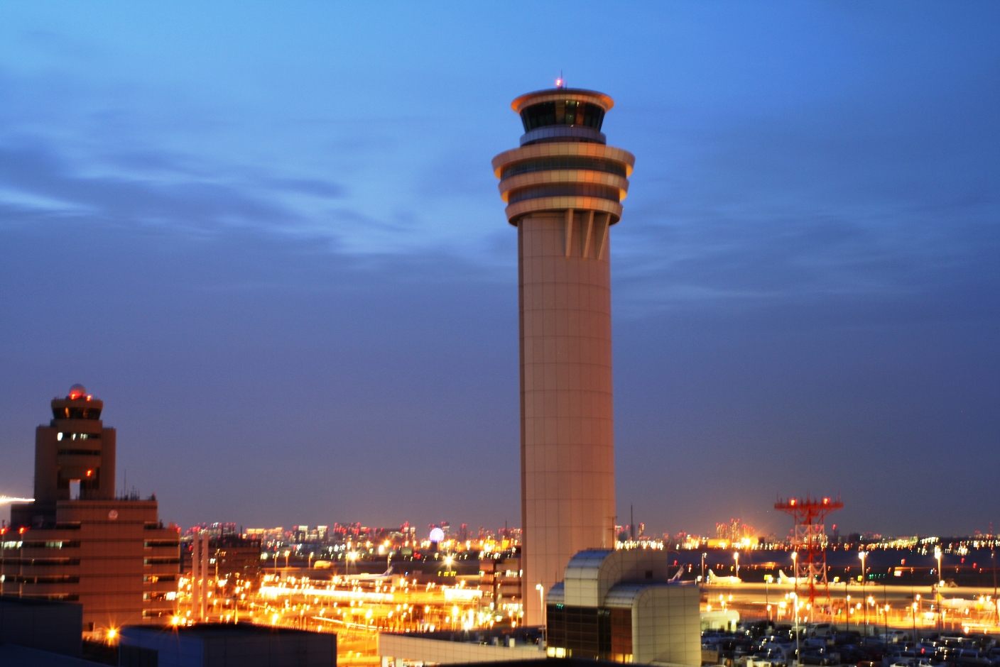 羽田空港 第1旅客ターミナル 管制塔