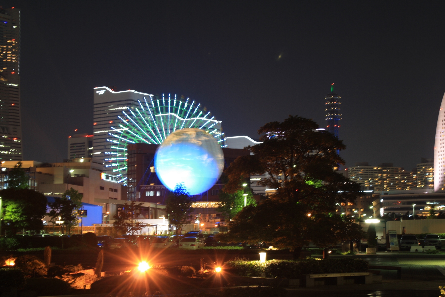 みなとみらい21 横浜港開港150周年記念博覧会 Earth Ballon